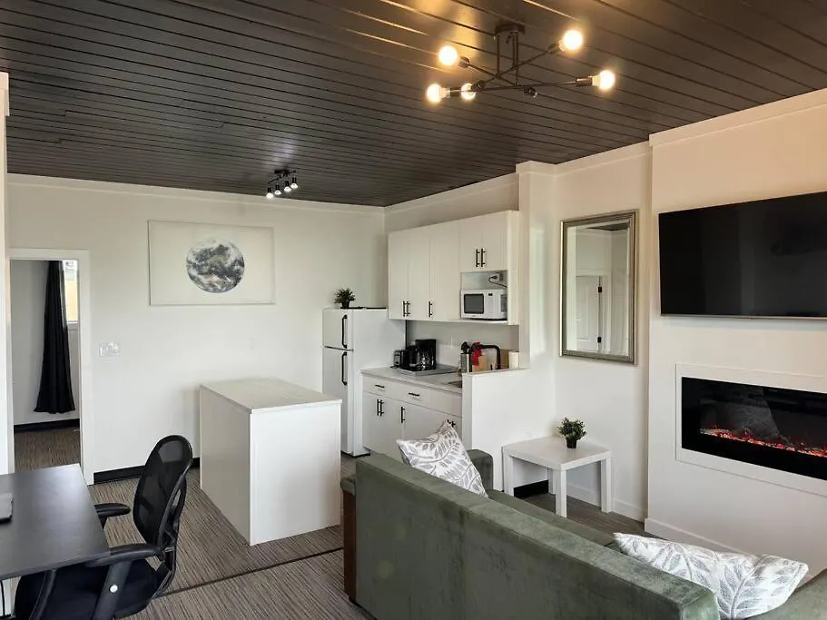 Apartment 1 Bd Motel Condo With Kitchenette - 10 Edmonton