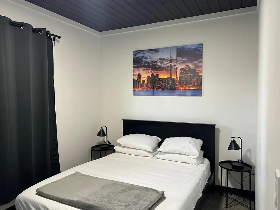 1 Bd Motel Condo With Kitchenette - 10 Edmonton 0*,