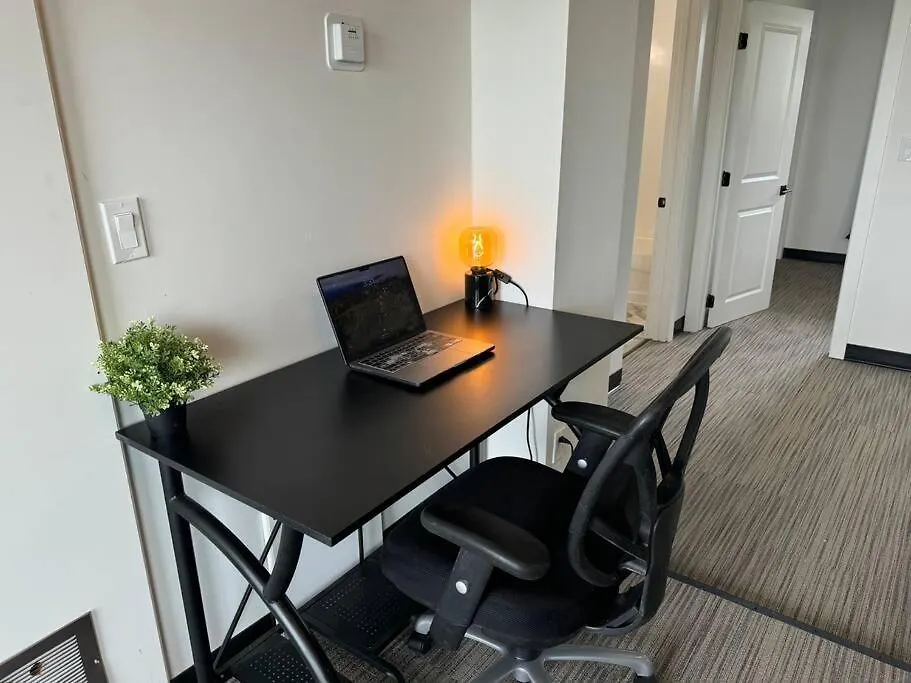 1 Bd Motel Condo With Kitchenette - 10 Edmonton